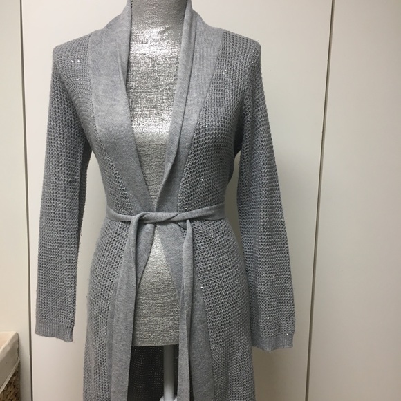 Victoria’s Secret Sweater - Picture 5 of 6